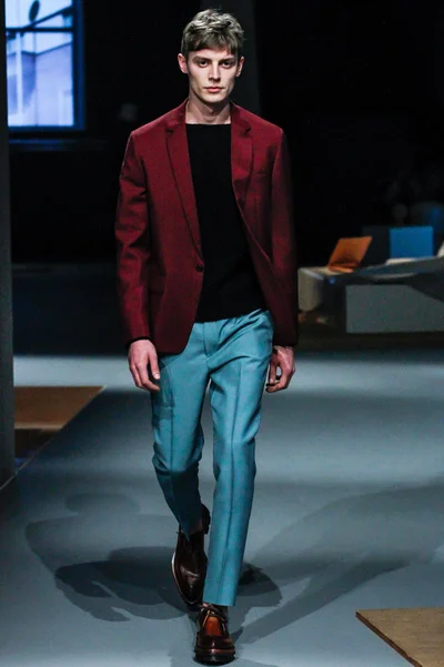 Look 19